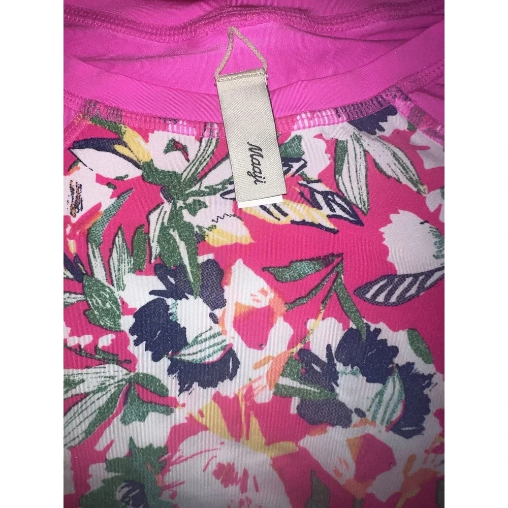 Maaji Women's Pink Floral Long Sleeve Rash Guard Dive Swim Top Size Medium NEW